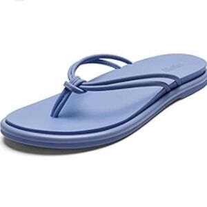 NEW Olukai Light Blue AKA Sandals Women's Thongs Flip Flops Size 9 NWT